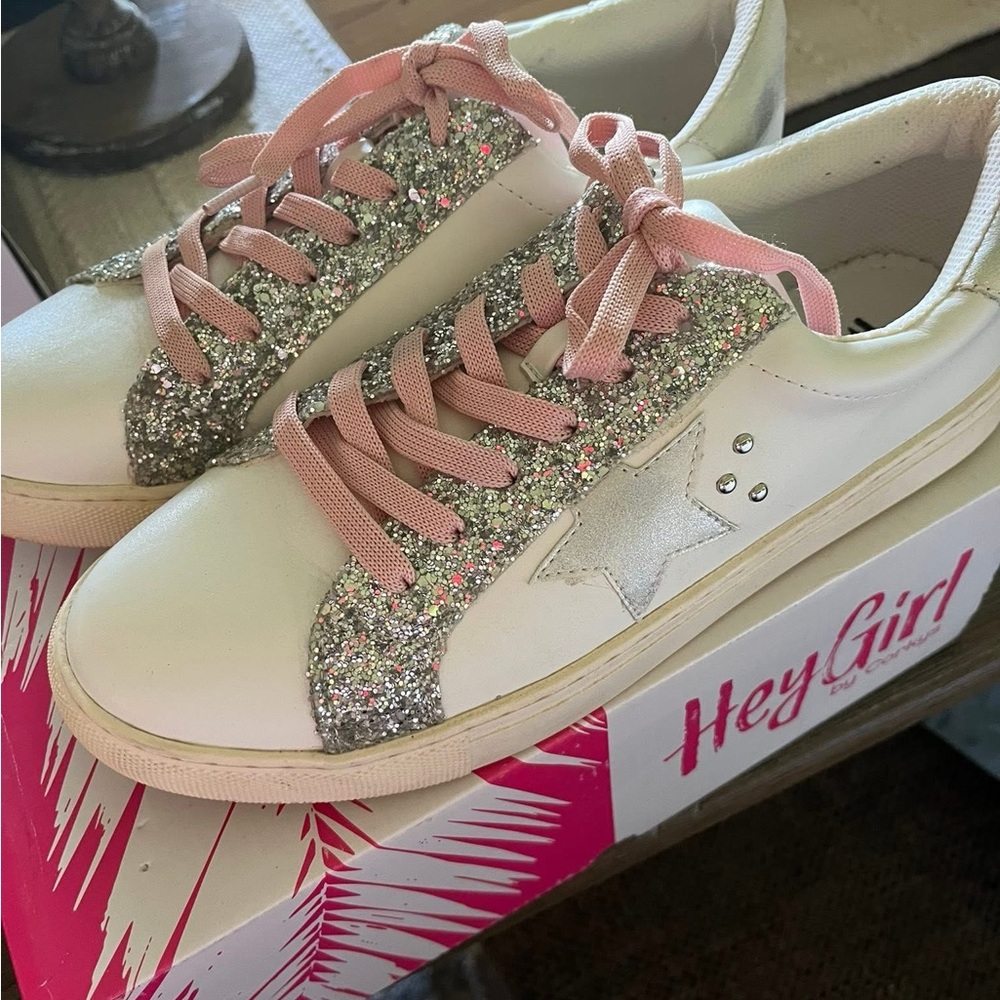 Hey Girl Silver Glitter Supernova Shoes